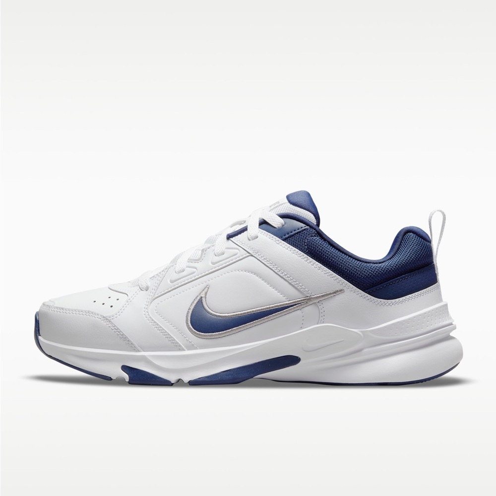 NIKE Men's Sneaker, White Midnight Navy Metallic Silver, 12  New With Box